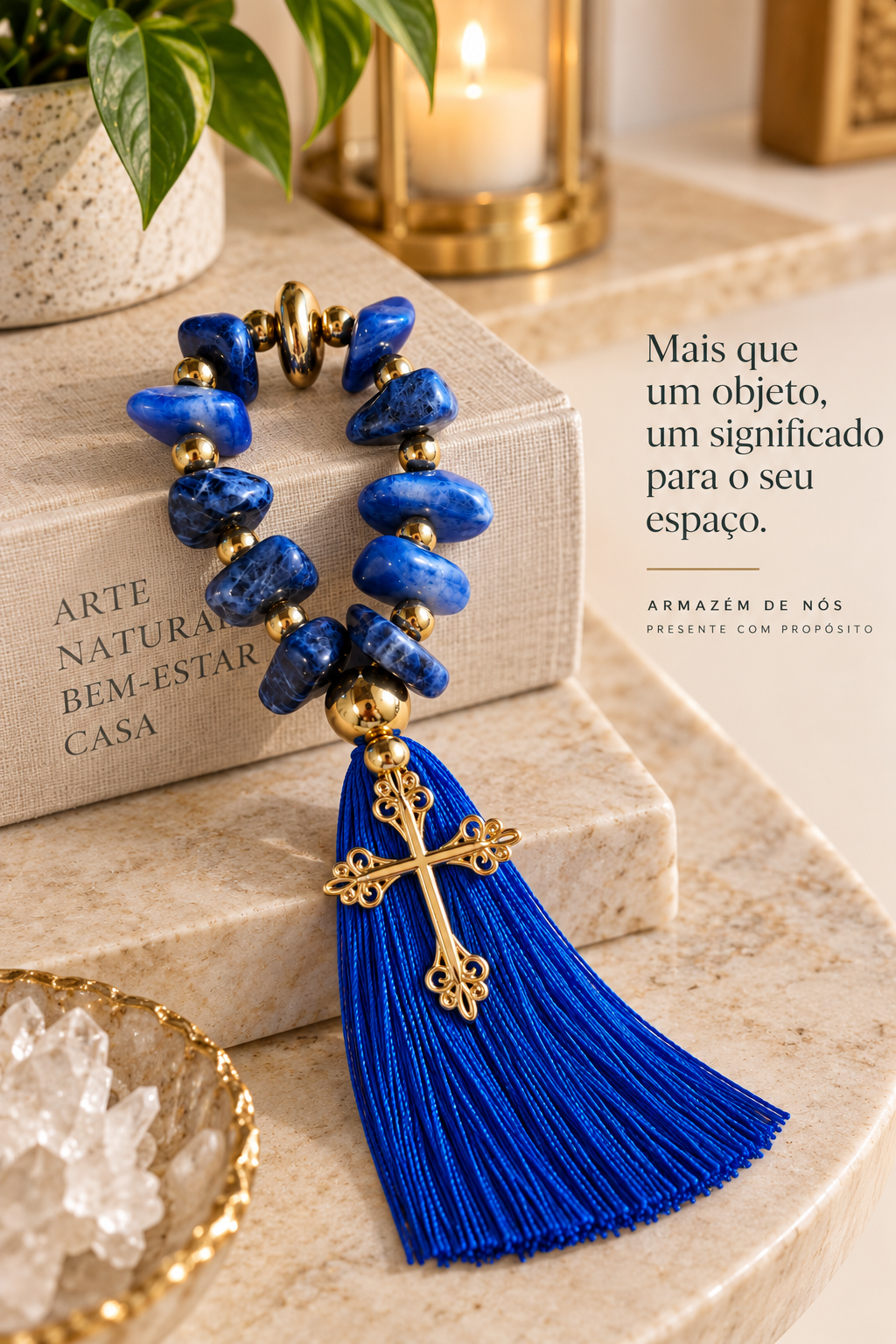 Mini Terço em Quartzo Azul com Tassel e Cruz Dourada AN251
