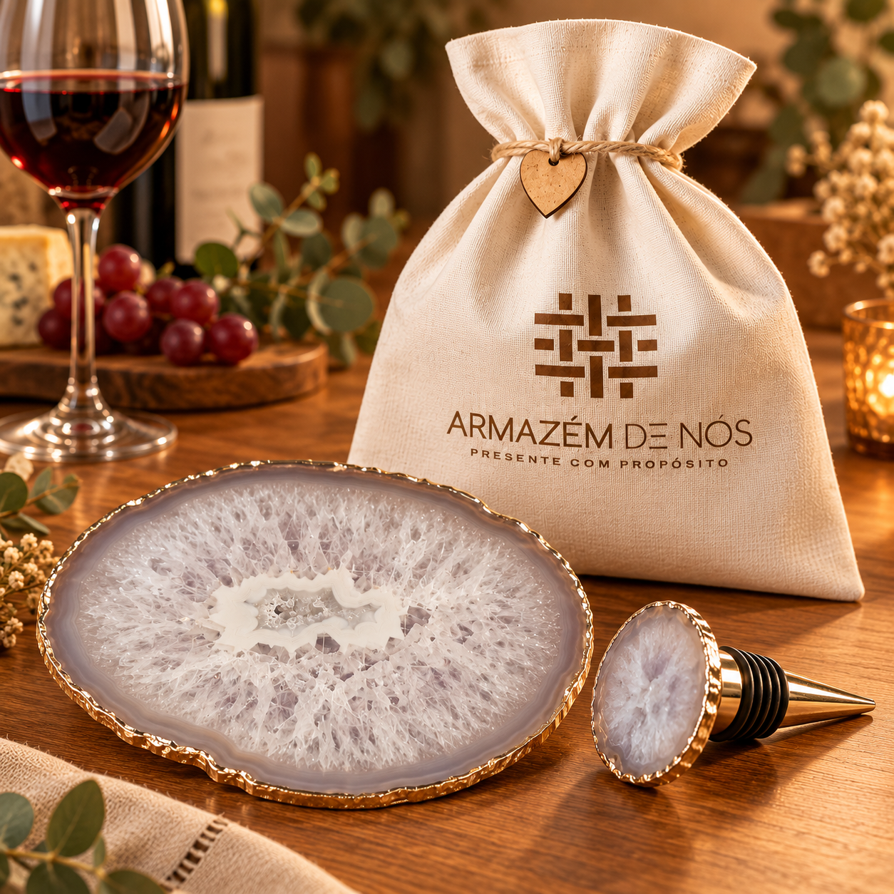 Conjunto para Vinho em Ágata Natural com Borda Dourada – Platter + Stopper (variação 1)